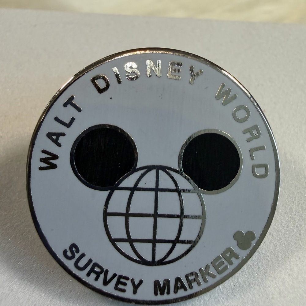 💙3/$20 Walt Disney World Survey Marker Pin